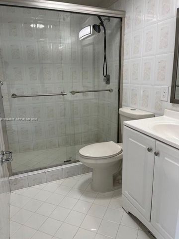 8540 SW 133rd Ave Rd 123, Miami, FL 33183