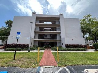 8540 SW 133rd Ave Rd 123, Miami, FL 33183