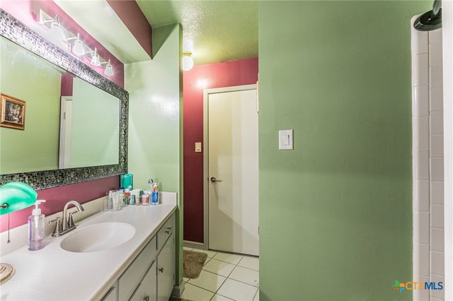 2806 Creek Side Drive, Temple, TX 76502