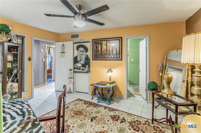 2806 Creek Side Drive, Temple, TX 76502