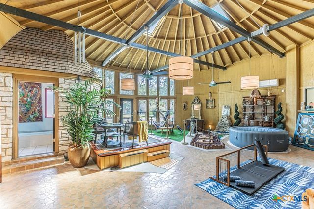 2806 Creek Side Drive, Temple, TX 76502