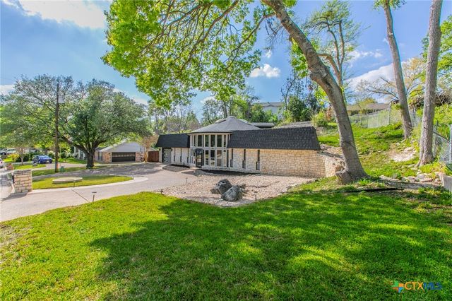 2806 Creek Side Drive, Temple, TX 76502