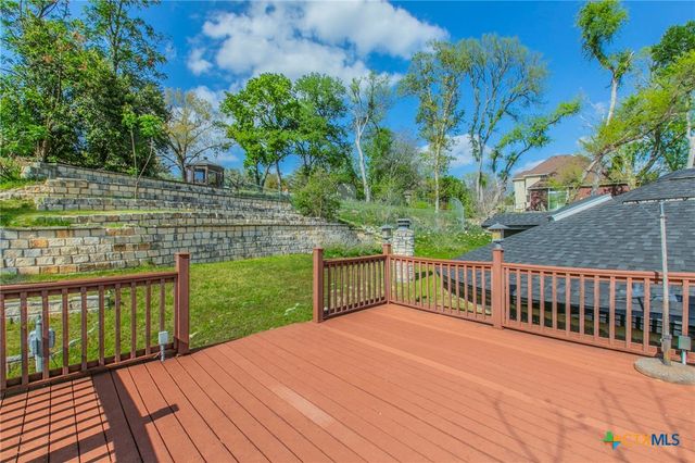 2806 Creek Side Drive, Temple, TX 76502