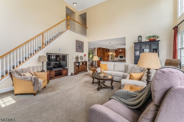 20 Balmoral Drive, Alexandria Twp., NJ 08867