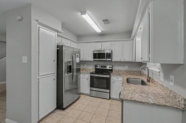 28907 Champion Oaks Drive, Magnolia, TX 77354