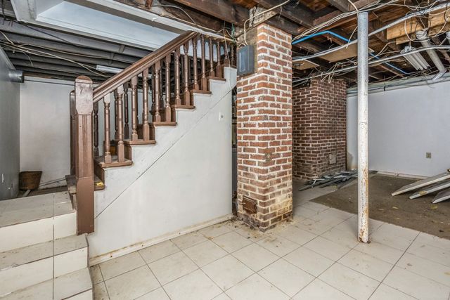 105 Hartford Tpke, Shrewsbury, MA 01545