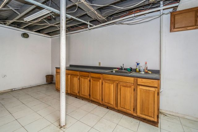 105 Hartford Tpke, Shrewsbury, MA 01545