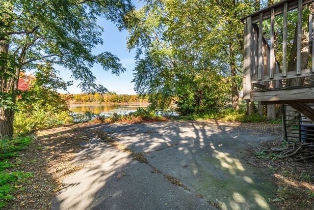 105 Hartford Tpke, Shrewsbury, MA 01545