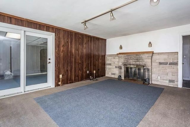 105 Hartford Tpke, Shrewsbury, MA 01545