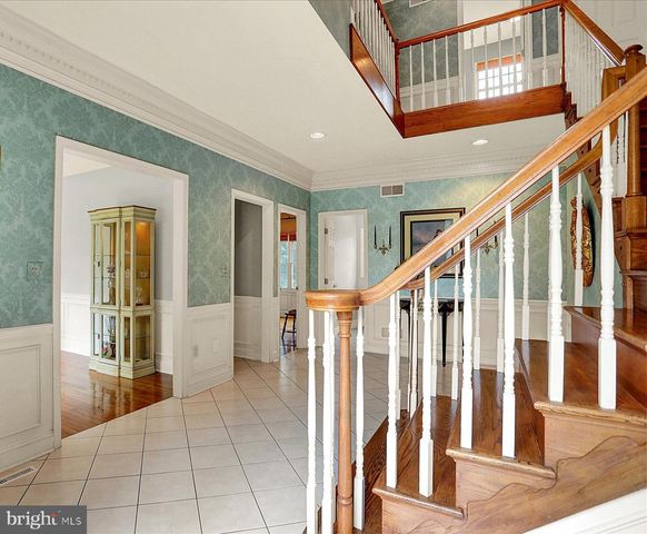 2204 E COVENTRY LN, Enola, PA 17025