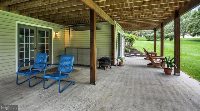 2204 E COVENTRY LN, Enola, PA 17025