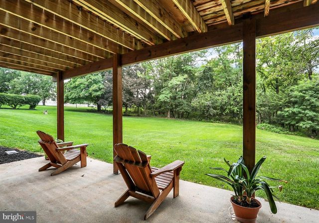 2204 E COVENTRY LN, Enola, PA 17025