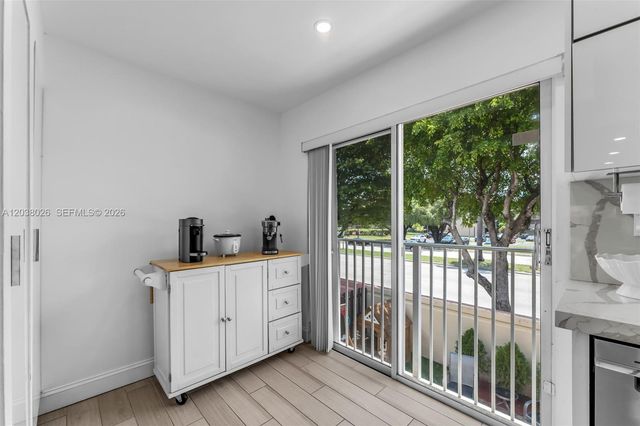 460 NW 86th Place 101, Miami, FL 33126
