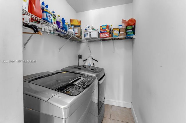 460 NW 86th Place 101, Miami, FL 33126