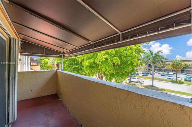 460 NW 86th Place 101, Miami, FL 33126