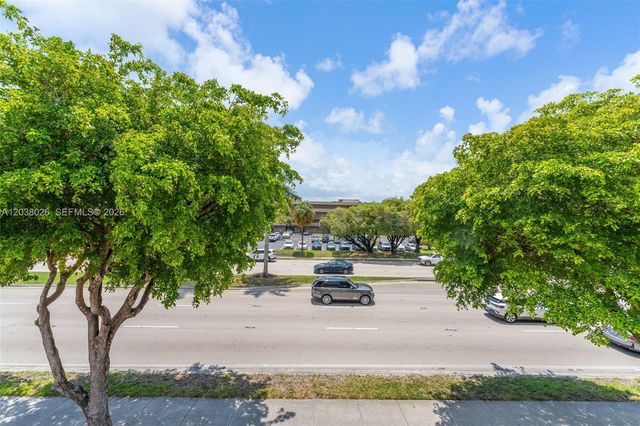 460 NW 86th Place 101, Miami, FL 33126