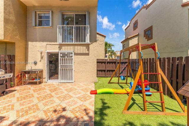 460 NW 86th Place 101, Miami, FL 33126