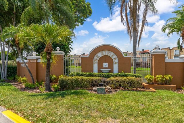 460 NW 86th Place 101, Miami, FL 33126