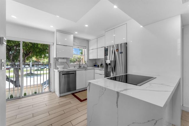 460 NW 86th Place 101, Miami, FL 33126