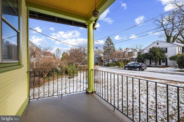 5521 CHARLES ST, Bethesda, MD 20814