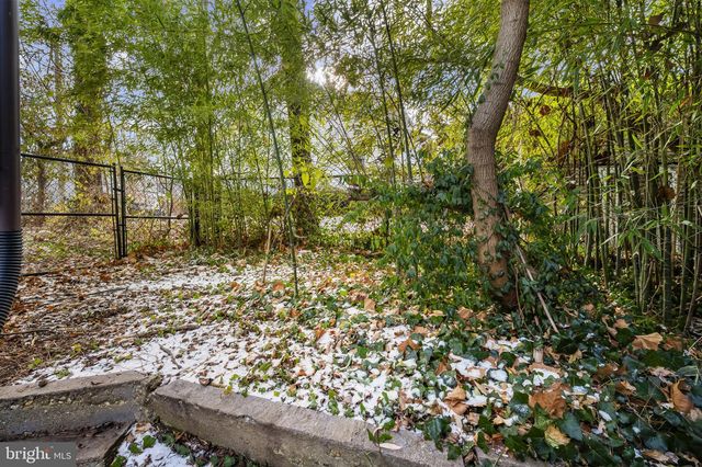 5521 CHARLES ST, Bethesda, MD 20814