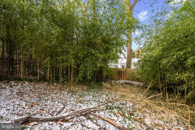 5521 CHARLES ST, Bethesda, MD 20814