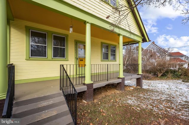 5521 CHARLES ST, Bethesda, MD 20814