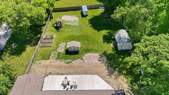 3290 S Johnson ROAD, New Berlin, WI 53146