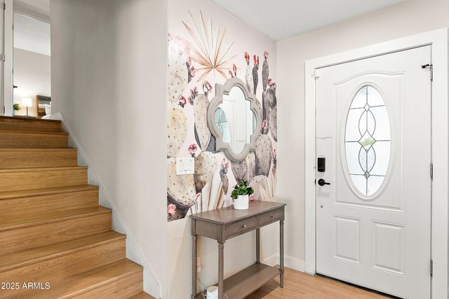 8602 E MITCHELL Drive, Scottsdale, AZ 85251