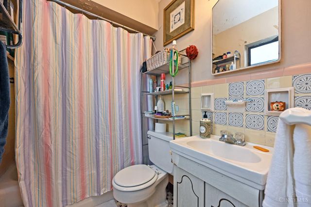 3172 Werk Road, Cincinnati, OH 45211