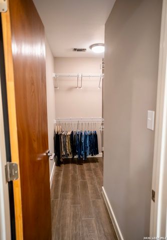 9117 Oak Downs, San Antonio, TX 78230