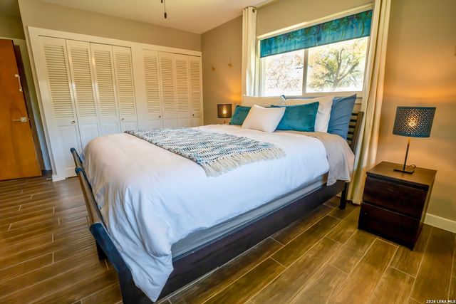 9117 Oak Downs, San Antonio, TX 78230