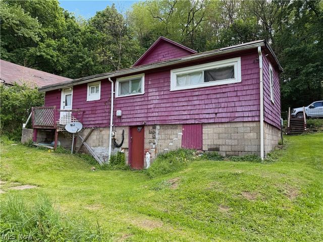 1921 Smithfield Street, East Liverpool, OH 43920