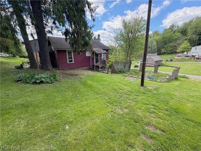 1921 Smithfield Street, East Liverpool, OH 43920