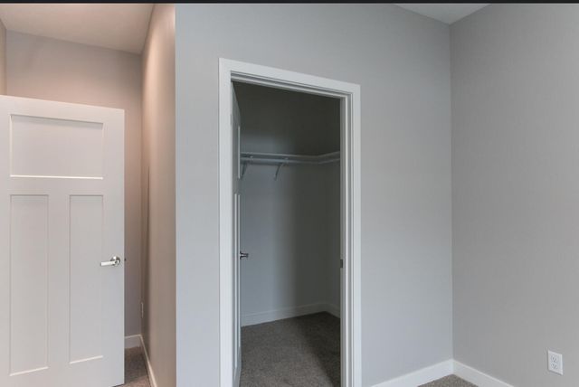 501 Fenimore Avenue, Kalamazoo, MI 49048