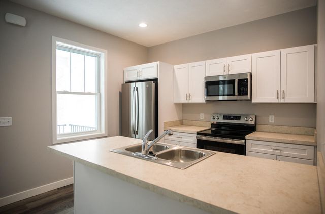 501 Fenimore Avenue, Kalamazoo, MI 49048