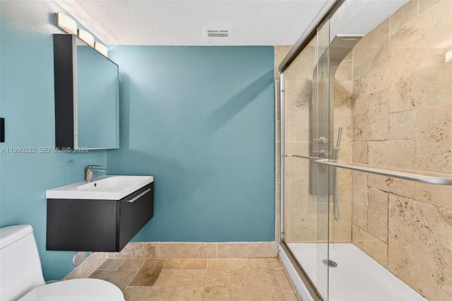 630 85th St 104, Miami Beach, FL 33141