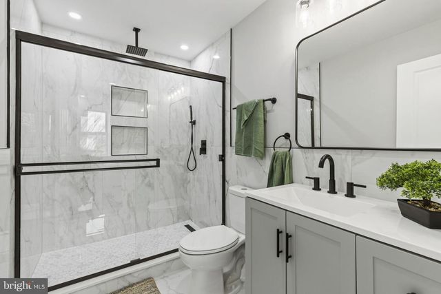 2245 E PRESTON ST, Baltimore, MD 21213