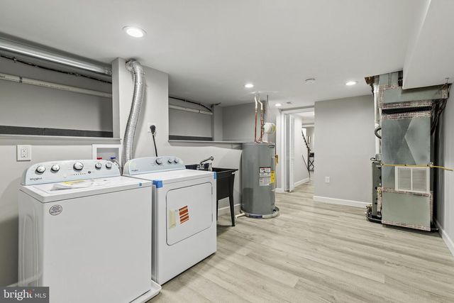 2245 E PRESTON ST, Baltimore, MD 21213