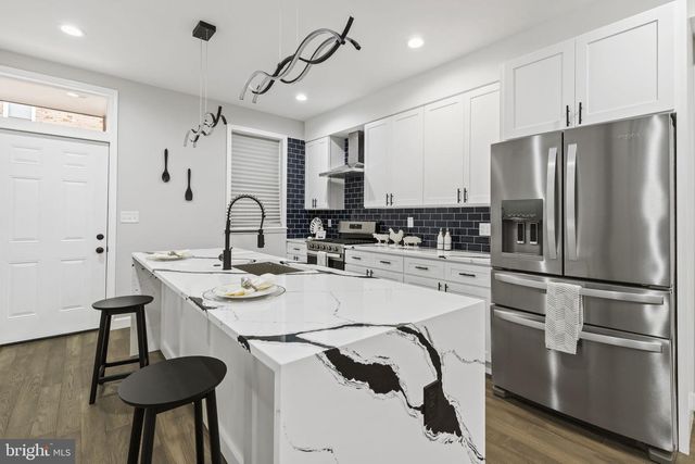 2245 E PRESTON ST, Baltimore, MD 21213