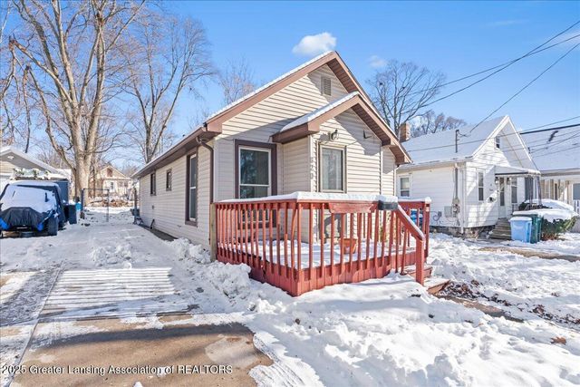 620 N Foster Avenue, Lansing, MI 48912