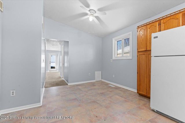 620 N Foster Avenue, Lansing, MI 48912