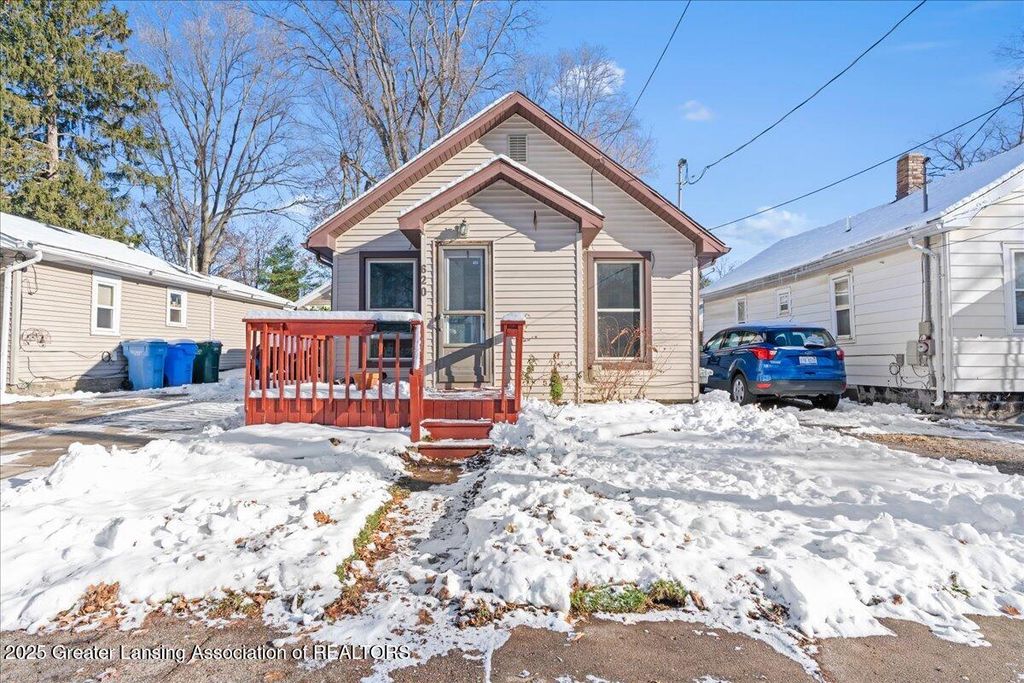 620 N Foster Avenue, Lansing, MI 48912