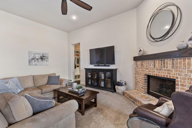 809 Dusty Trail, Little Elm, TX 76227