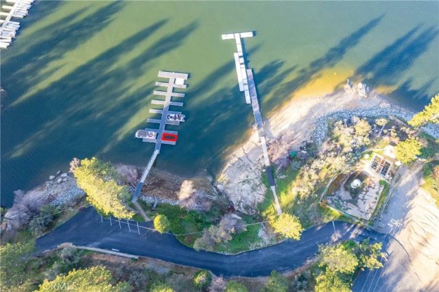 37748 Marina View Drive, Bass Lake, CA 93604