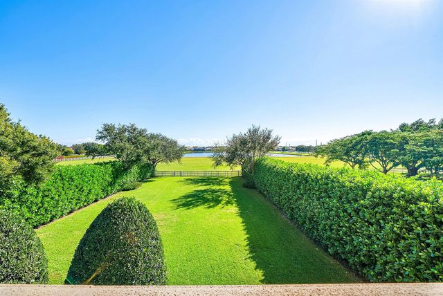 8988 Stone Pier Drive, Boynton Beach, FL 33472