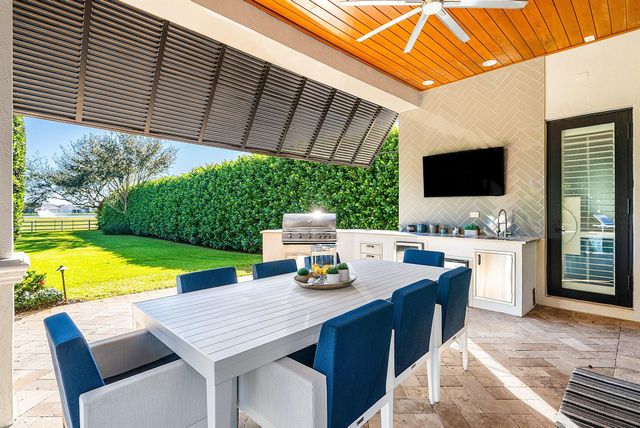 8988 Stone Pier Drive, Boynton Beach, FL 33472