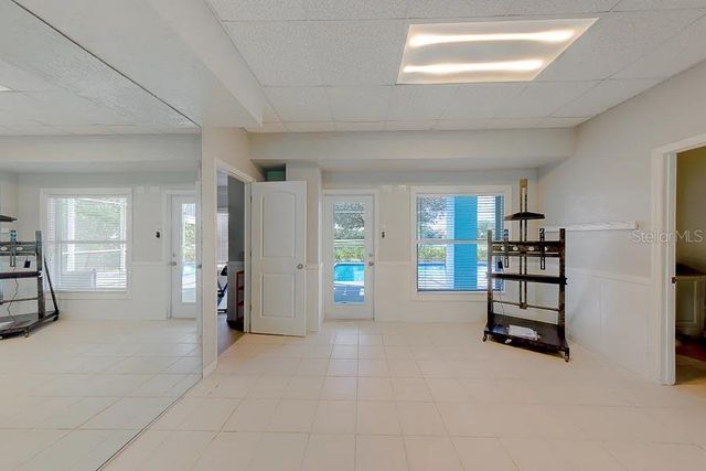 2106 PELICAN COURT, Tarpon Springs, FL 34689