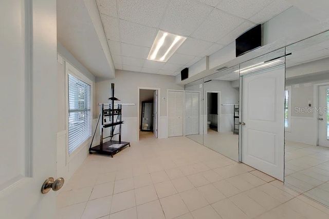 2106 PELICAN COURT, Tarpon Springs, FL 34689