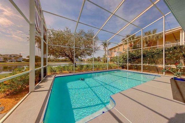 2106 PELICAN COURT, Tarpon Springs, FL 34689